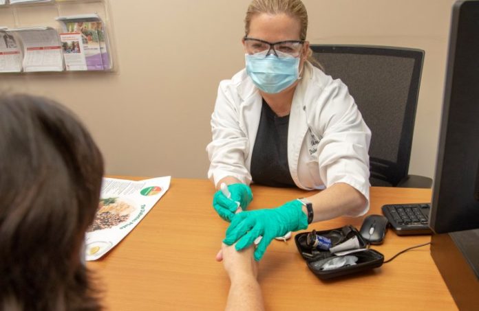 20201202 Diabetes Center 03 crop
